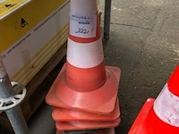 28 verkeerskegels - afbeelding 4 van  4