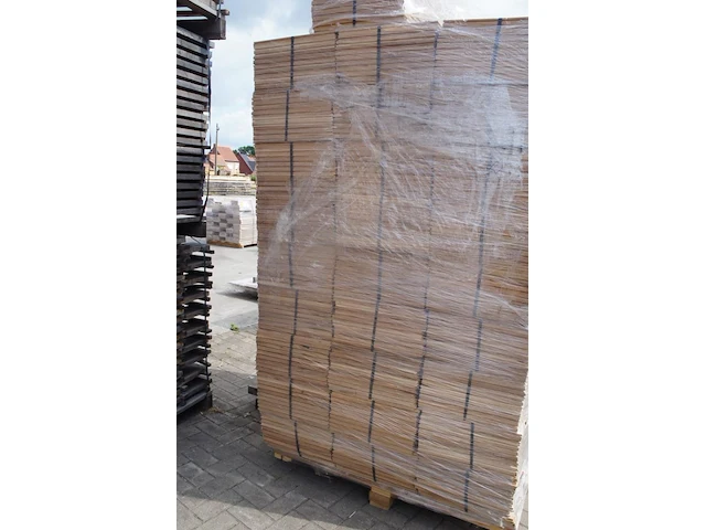 28,77 m² massief eiken visgraatparket 21mm - afbeelding 10 van  10