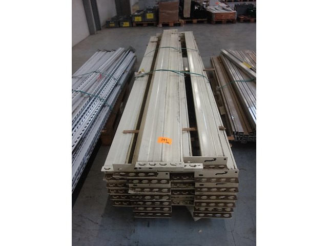 28x metalen ligger - afbeelding 1 van  4