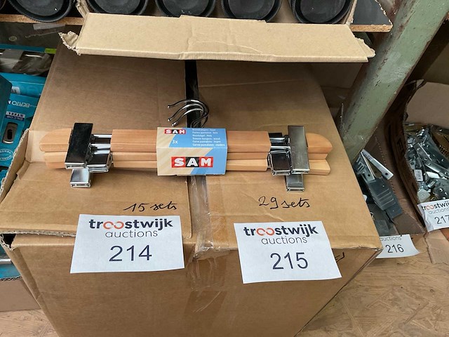 29 x set broekhangers - afbeelding 1 van  4