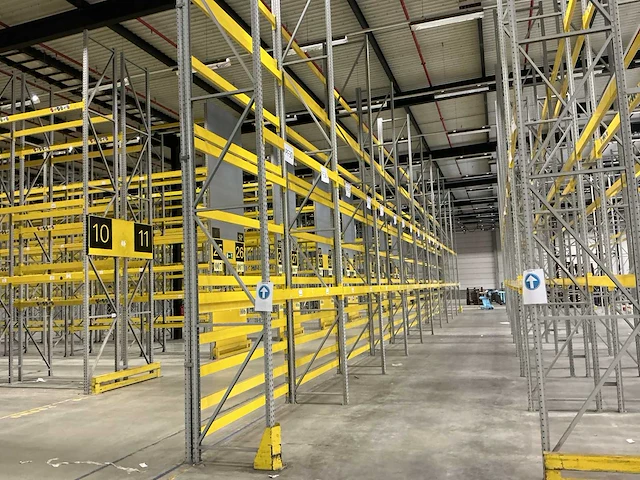 29,7m palletstelling - afbeelding 1 van  7