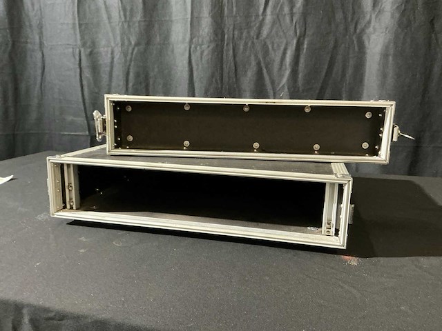 2u 2c flightcase 19” - afbeelding 3 van  3