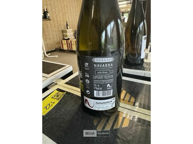 2x 1 doos nekeas chardonnay 2009 - afbeelding 5 van  5