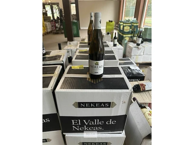 2x 1 doos nekeas venra & chardonnay 2013 - afbeelding 1 van  4