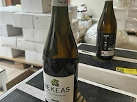 2x 1 doos nekeas venra & chardonnay 2013 - afbeelding 1 van  4