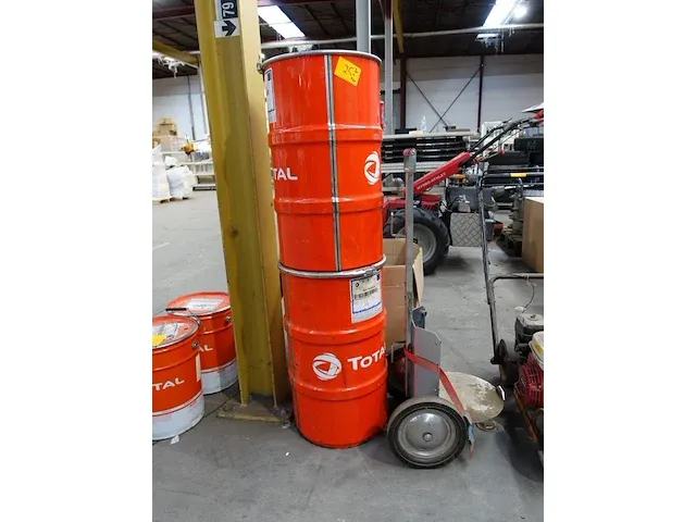 2x 18 kg smeervet total - afbeelding 1 van  6