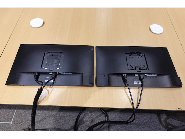 2x 22" monitor dell, zonder voet - afbeelding 3 van  4