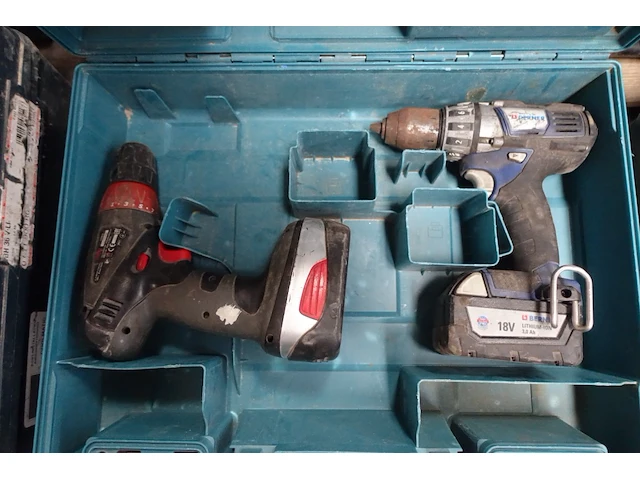 2x accu gereedschap - afbeelding 1 van  3