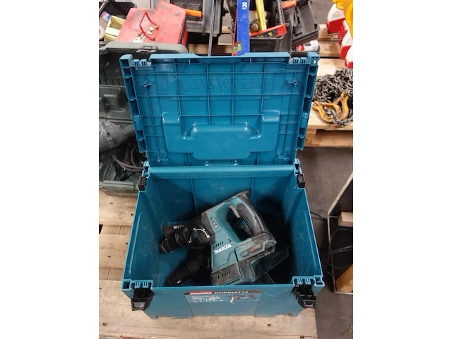 2x accu klopboorhamer makita - afbeelding 1 van  5