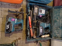 2x accu klopboorhamer makita