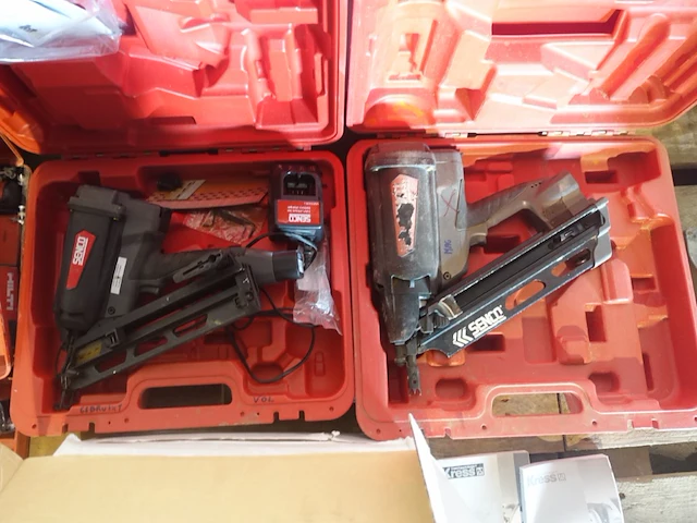 2x accu nagelschieter senco - afbeelding 1 van  5