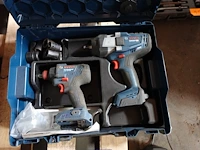 2x accu slagmoersleutel bosch - afbeelding 2 van  3