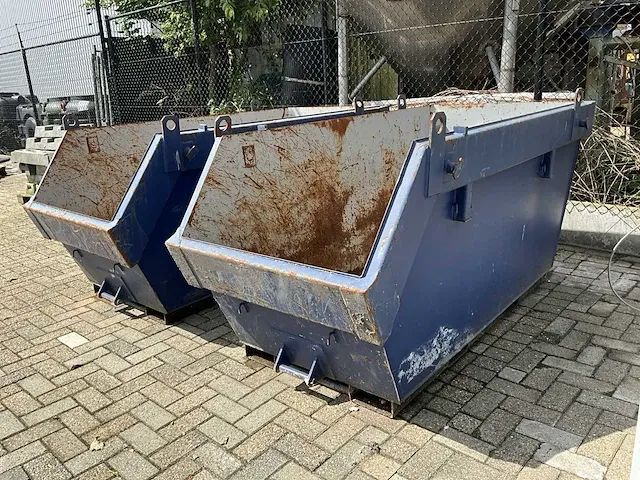 2x afvalcontainer - afbeelding 1 van  7