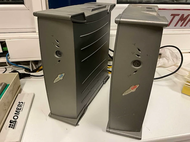 2x back-ups mge ellipse 600 - afbeelding 2 van  5