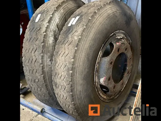 2x band + velg michelin 8.25-17 8 gaats - afbeelding 3 van  7