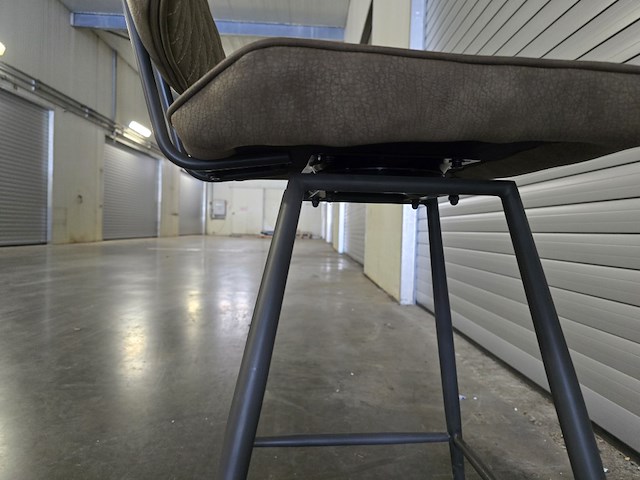 2x barstoel bruin (draaibaar 180 graden) - afbeelding 6 van  6