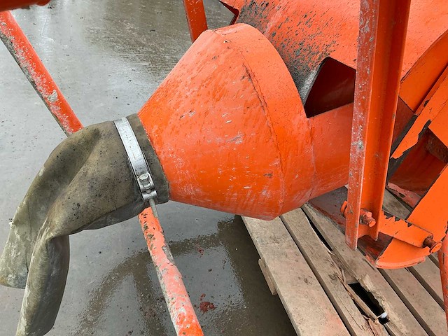 2x betonkubel 375l en 750l - afbeelding 4 van  8