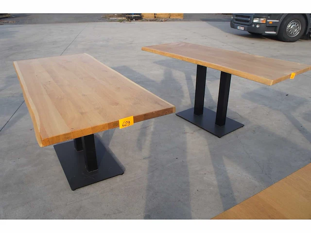 2x bistrotafel 1m70 - afbeelding 1 van  5