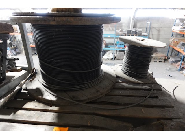 2x bobijn kabel - afbeelding 1 van  2