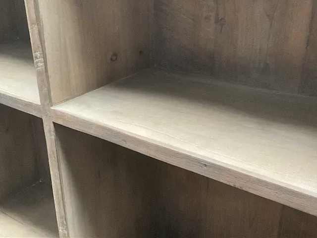2x boekenkast 12 vakken teak - afbeelding 3 van  3