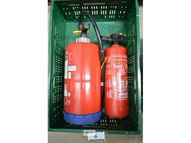 2x brandblussers schuimblusser mak - afbeelding 1 van  3