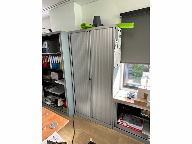 2x bureau kasten laag en hoog - afbeelding 6 van  7