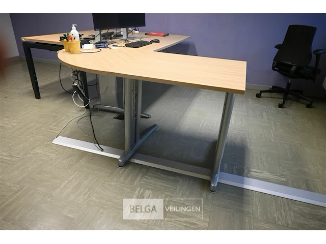 2x bureau met hoekelement - afbeelding 4 van  6