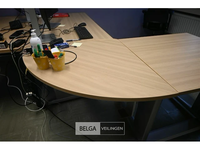 2x bureau met hoekelement - afbeelding 5 van  6