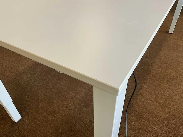 2x bureautafel pami 240x80 vv opbouw-stekkerblok - afbeelding 5 van  5