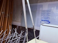 2x bureellamp u-line designed bij maarten van serveren - afbeelding 1 van  2