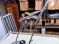 2x bureellamp u-line designed bij maarten van severen - afbeelding 1 van  2