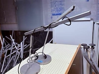 2x bureellamp u-line designed bij maarten van severen - afbeelding 1 van  2
