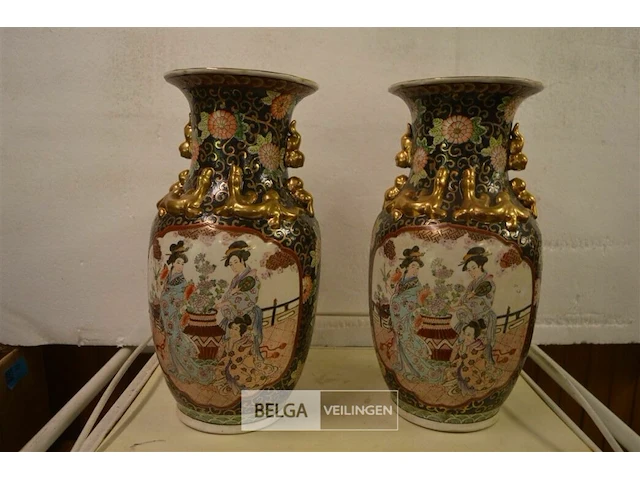 2x chinese vaas - afbeelding 1 van  1