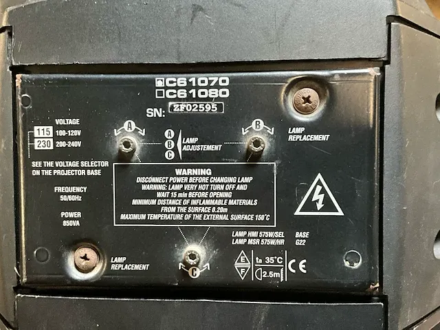 2x clay paky alpha wash 575 moving head - afbeelding 4 van  5