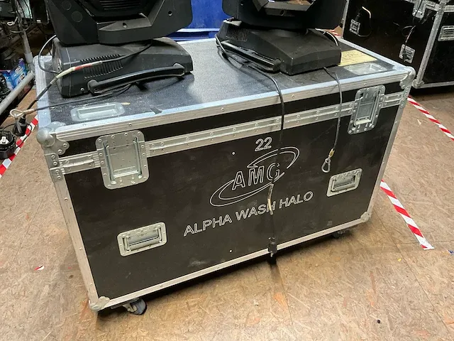 2x clay paky alpha wash 575 moving head - afbeelding 5 van  5