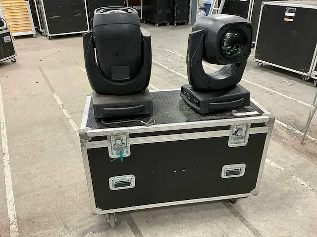 2x clay paky mythos 2 moving head - afbeelding 6 van  6