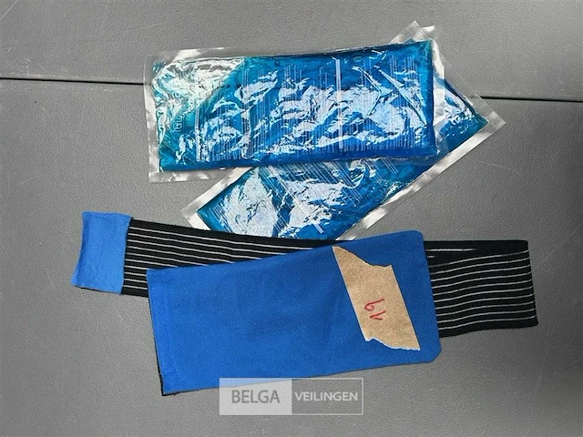 2x cold en hot kompress met sleeve - afbeelding 1 van  1