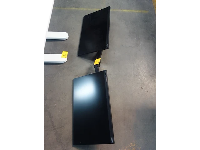 2x computerscherm lenovo - afbeelding 1 van  4