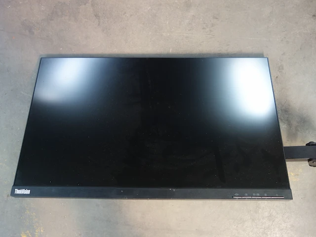 2x computerscherm lenovo - afbeelding 2 van  4