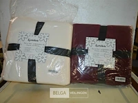 2x dekentje 100%polyster 150x200 - afbeelding 1 van  1