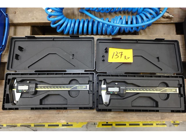 2x digitale meter mitutoyo - afbeelding 1 van  2