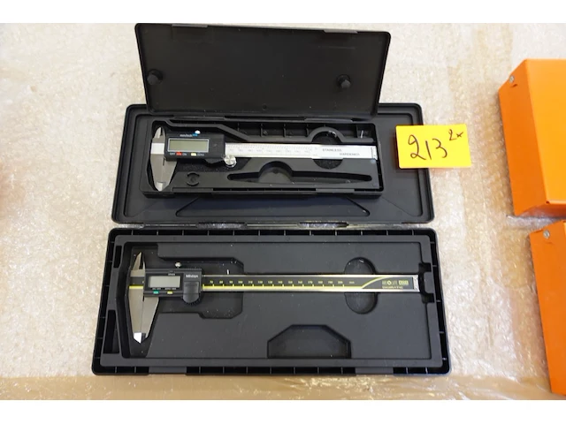 2x digitale meter mitutoyo - afbeelding 1 van  3