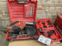 2x divers hilti - afbeelding 1 van  8