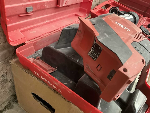 2x divers hilti - afbeelding 3 van  8