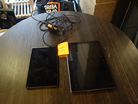 2x diverse tablet lenovo - afbeelding 1 van  7
