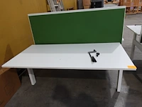 2x dubbelzijdige bureautafel met akoestisch scherm - afbeelding 1 van  4