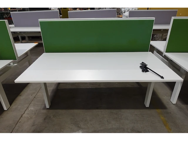 2x dubbelzijdige bureautafel met akoestisch scherm - afbeelding 4 van  4