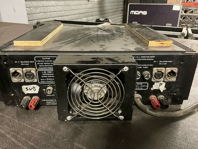 2x e.a.a. pa1000 versterker - afbeelding 3 van  4