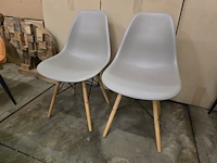 2x eetkamerstoel eams grey zonder arm pp - afbeelding 1 van  3