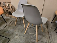 2x eetkamerstoel eams grey zonder arm pp - afbeelding 3 van  3
